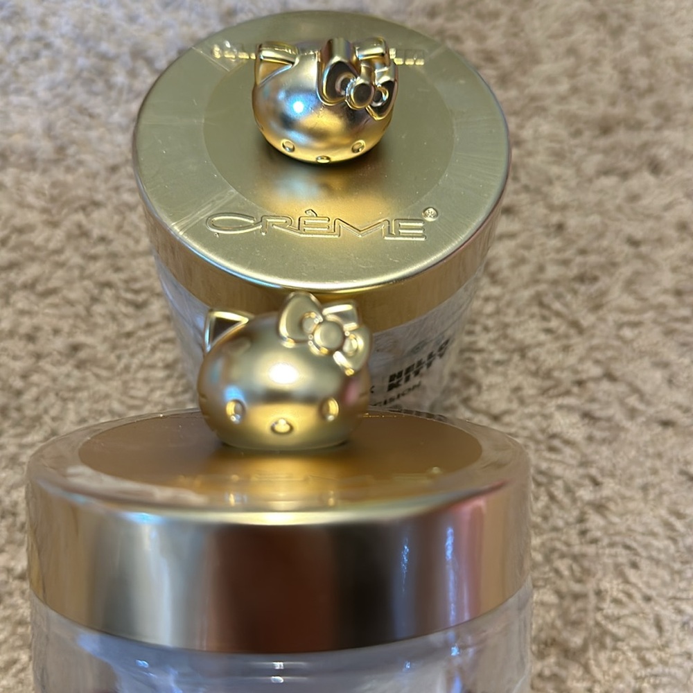 Hello Kitty bundle - Picture 4 of 4